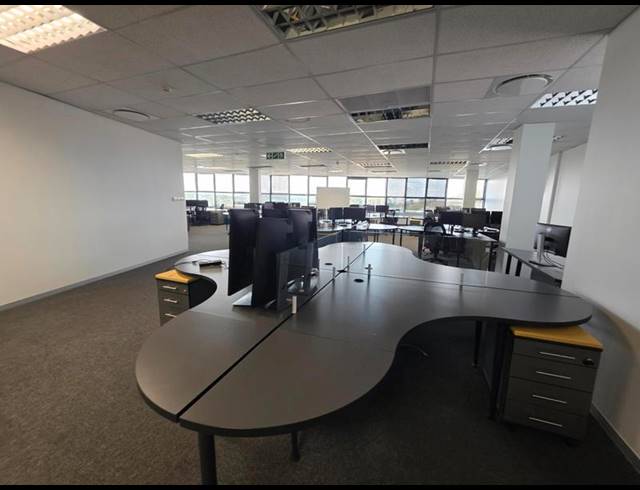 BUSINESS PROPERTY TO RENT IN MENLYN